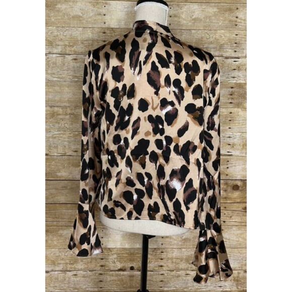 MISSGUIDED LEOPARD ANIMAL PRINT PLUNGE BELL SLEEVE CASUAL DRESSY BLOUSE SZ.4 NWT - Picture 3 of 3